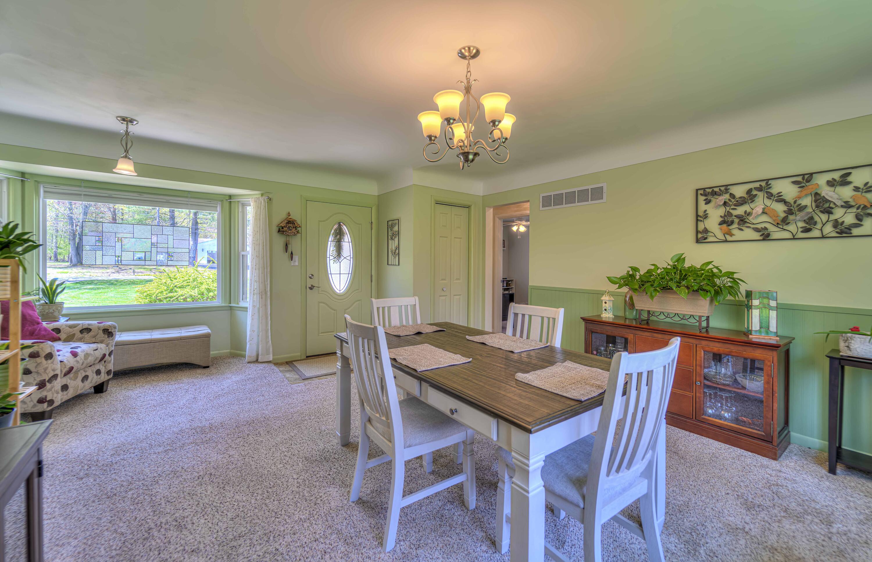 3405 Pine Ridge Drive Jackson, MI 49201 - Photo 5 of 46 3405 Pine Ridge 35