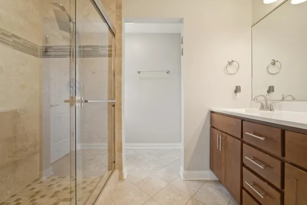 $374,900 | 862 Veterans Lane, Crown Point, IN 46307