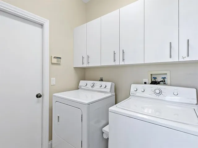 $399,000 | 337 Sunset Lake Boulevard, Unit 337, Venice, FL 34292