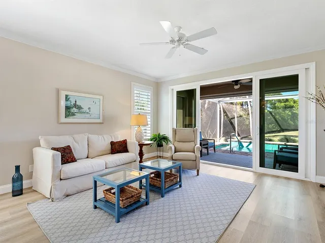 $399,000 | 337 Sunset Lake Boulevard, Unit 337, Venice, FL 34292