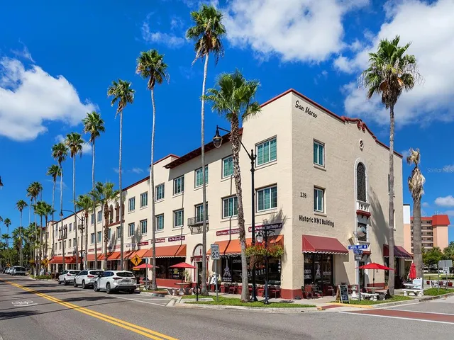 $399,000 | 337 Sunset Lake Boulevard, Unit 337, Venice, FL 34292