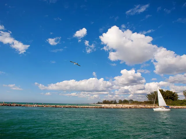 $399,000 | 337 Sunset Lake Boulevard, Unit 337, Venice, FL 34292