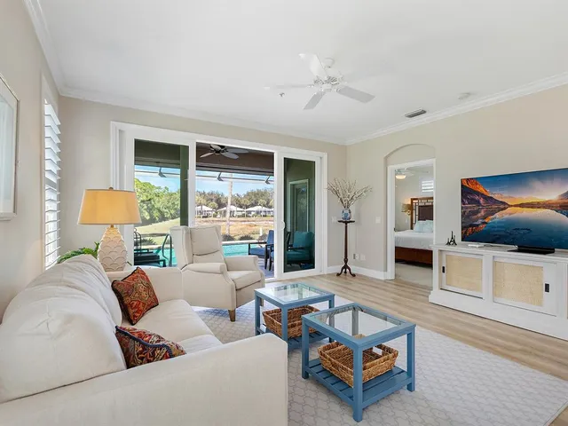 $399,000 | 337 Sunset Lake Boulevard, Unit 337, Venice, FL 34292