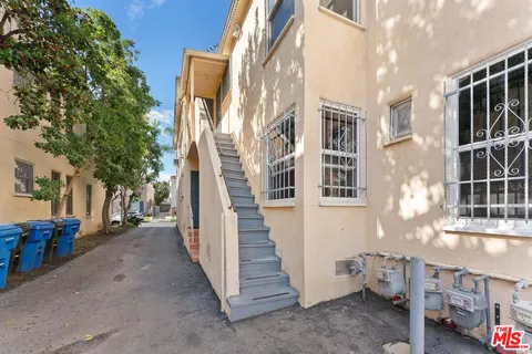 $1,850,000 | 428 North Genesee Avenue, Los Angeles, CA 90036