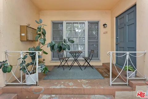 $1,850,000 | 428 North Genesee Avenue, Los Angeles, CA 90036