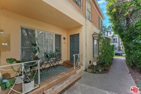 $1,850,000 | 428 North Genesee Avenue, Los Angeles, CA 90036