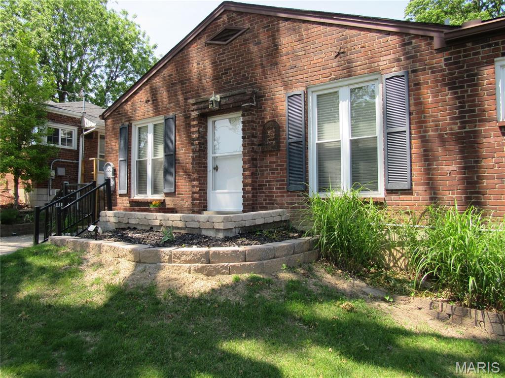 1104 Danforth Street Alton, IL 62002 - Photo 2 of 26 Gallery Image 2