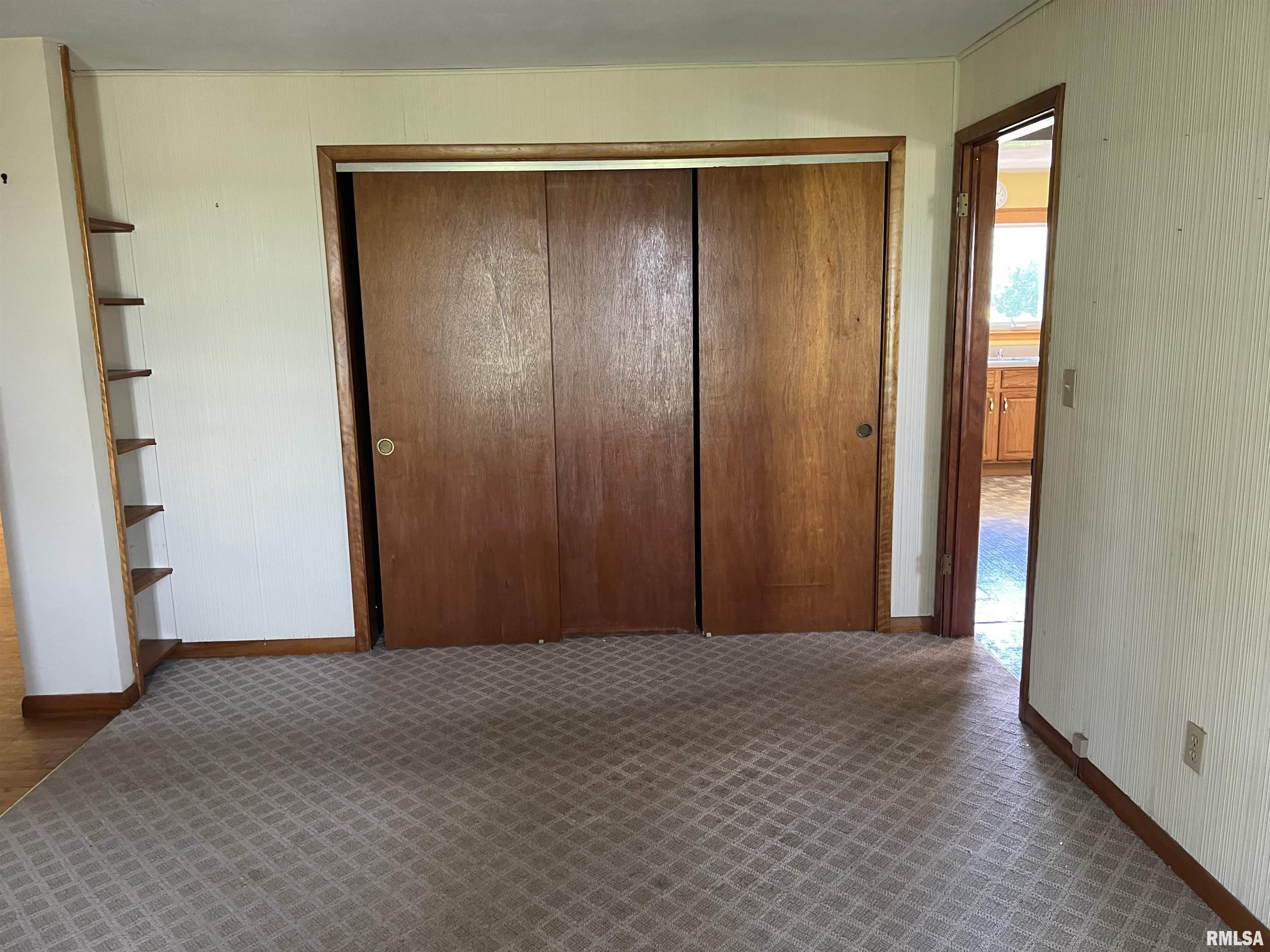 1985 Ladue Road Jacksonville, IL 62650 - Photo 16 of 62