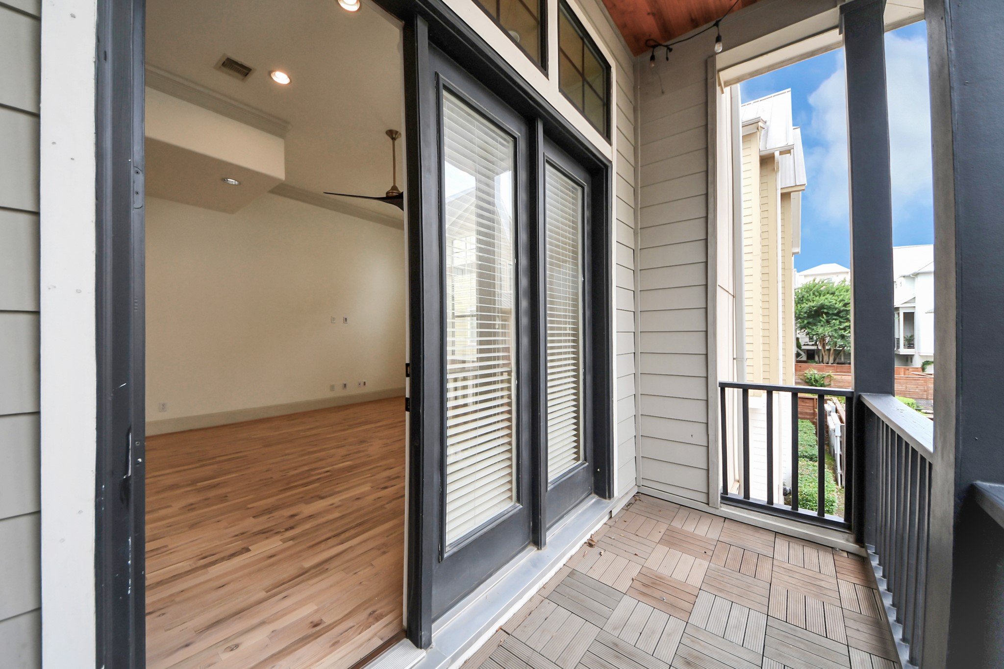 3229 Maxroy Street Houston, TX 77008 - Photo 16 of 43