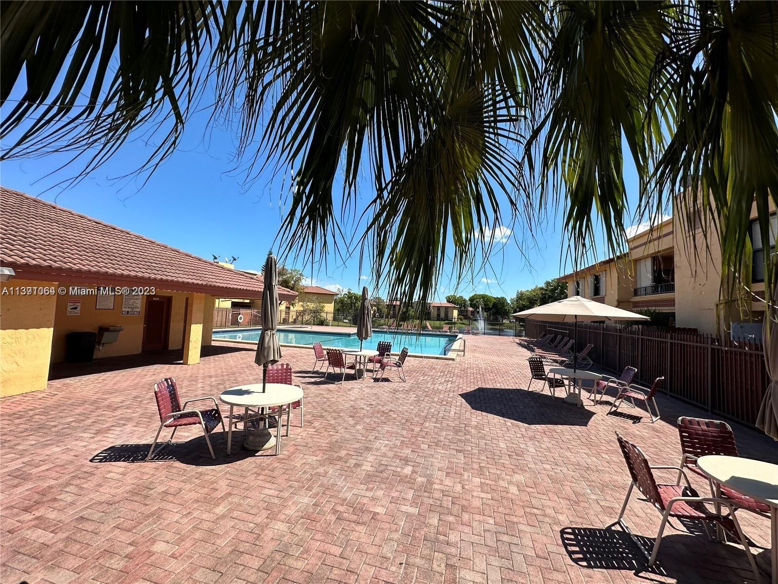 Fountainebleau Miami, FL 33172 - Photo 12 of 13