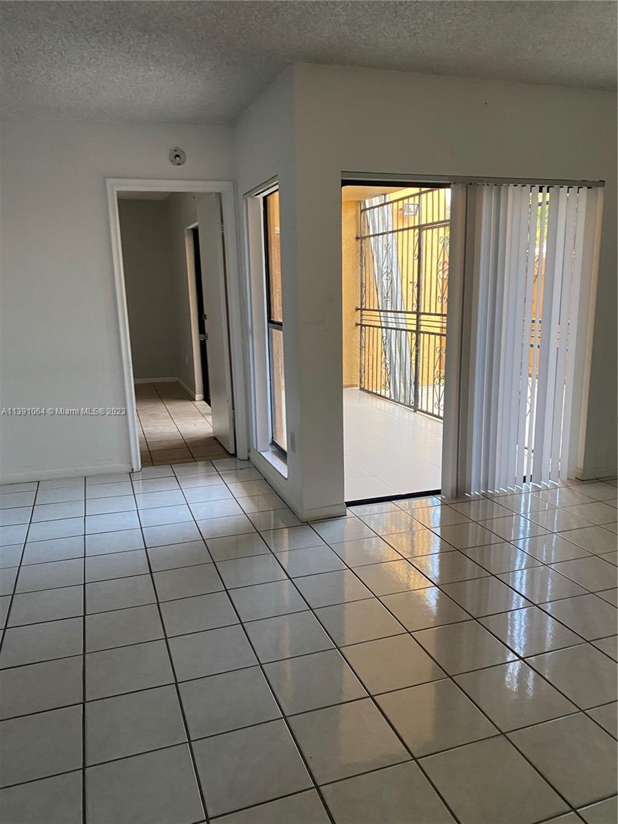 Fountainebleau Miami, FL 33172 - Photo 5 of 13