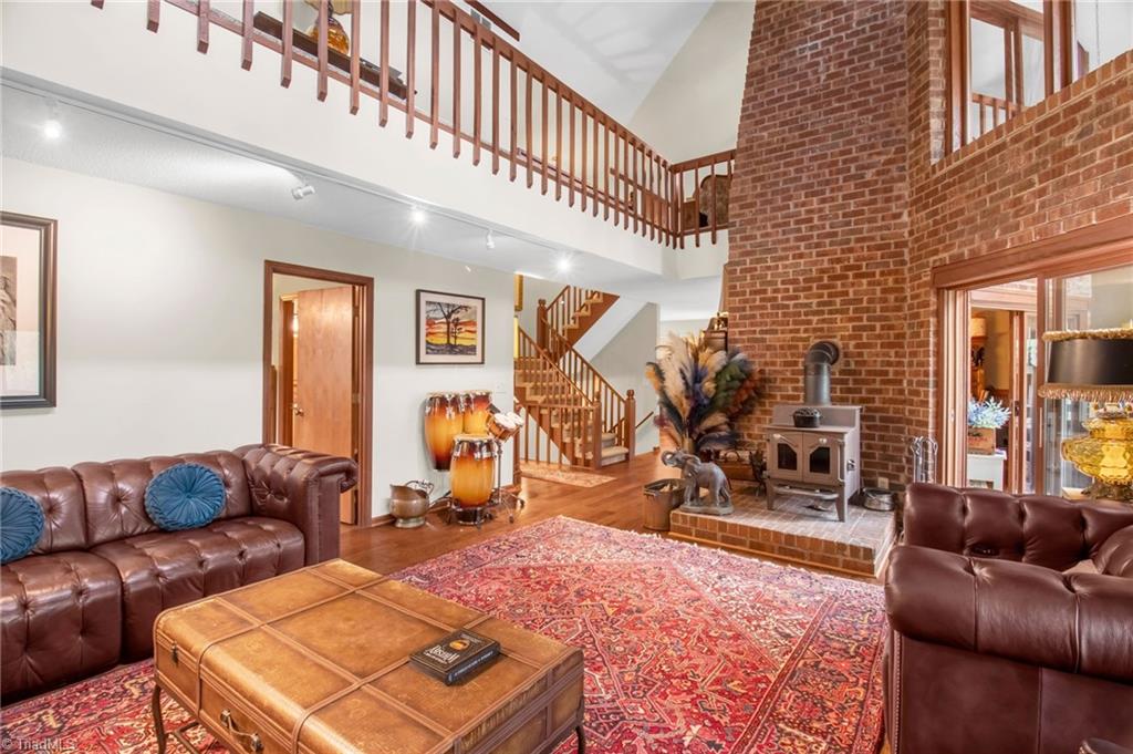 3742 Fieldview Road Pleasant Garden, NC 27313 - Photo 5 of 29 Gallery Image 5