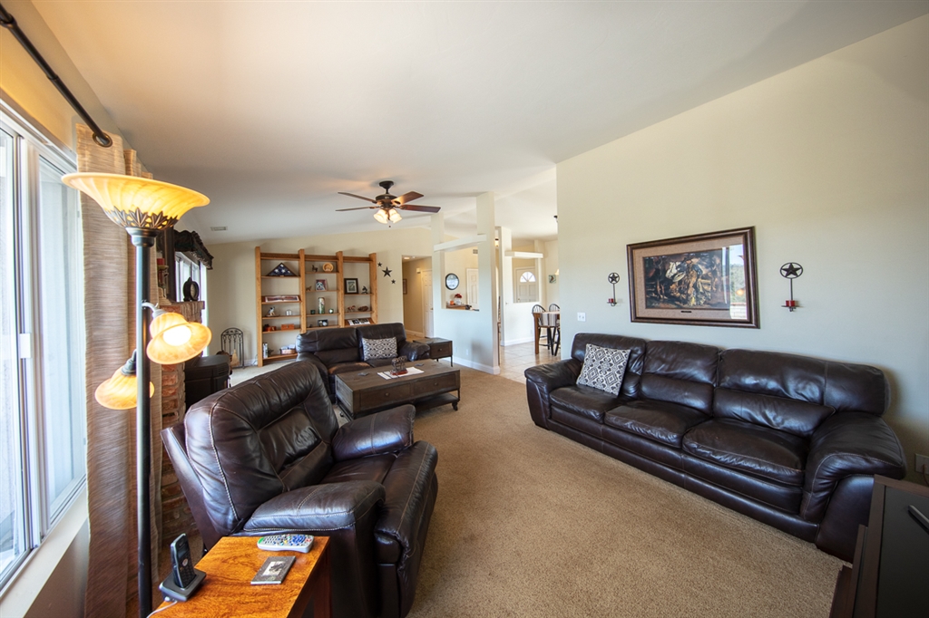 31157 Lilac Road Valley Center, CA 92082 - Photo 9 of 20