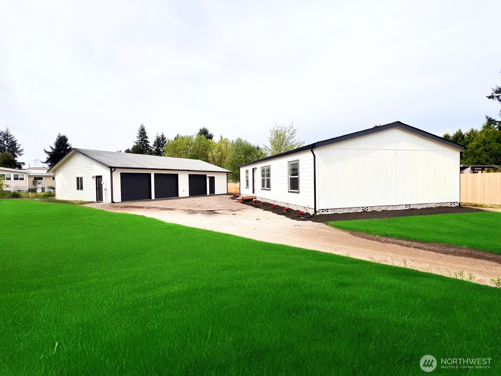 8645 Sequoia Road Yelm, WA 98597 - Photo 2 of 38 Gallery Image 2