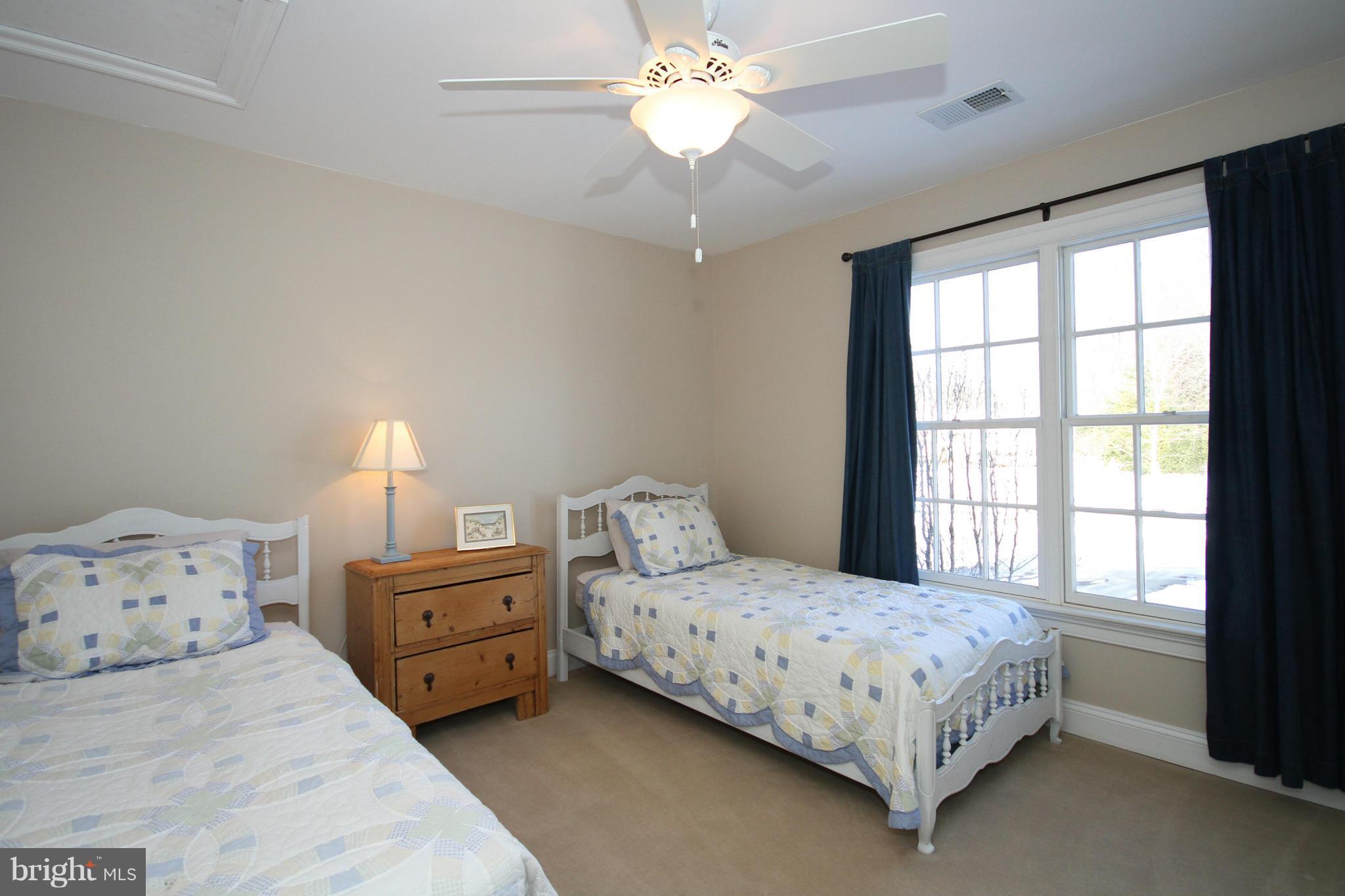 908 Challedon Road Great Falls, VA 22066 - Photo 22 of 30 Bedroom 3