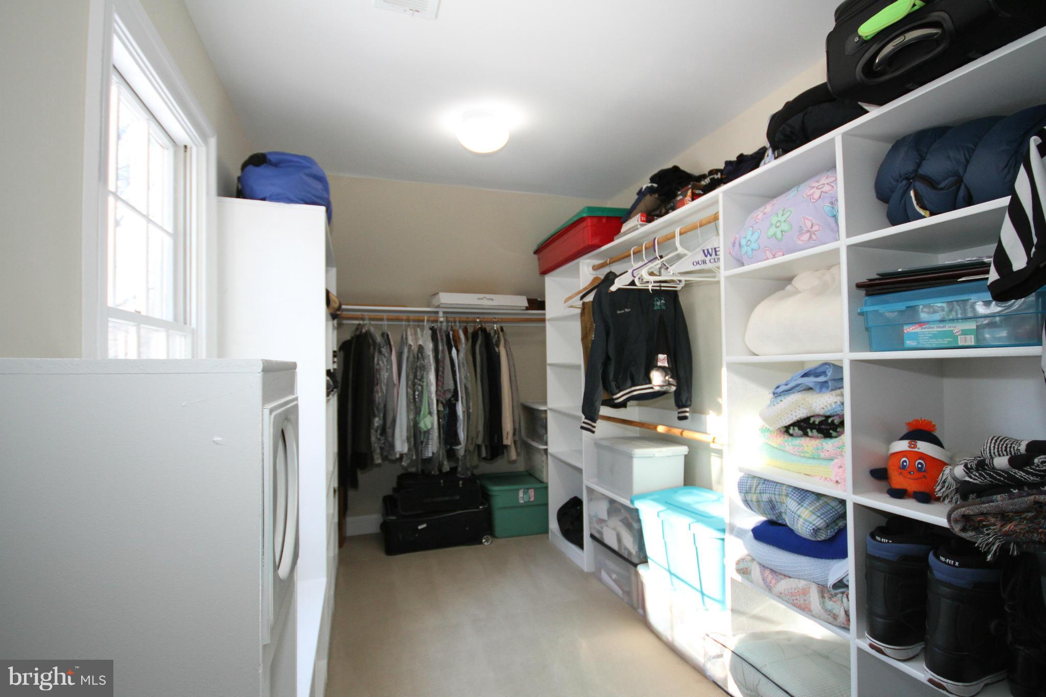 908 Challedon Road Great Falls, VA 22066 - Photo 25 of 30 Bedroom 5 walk-in closet