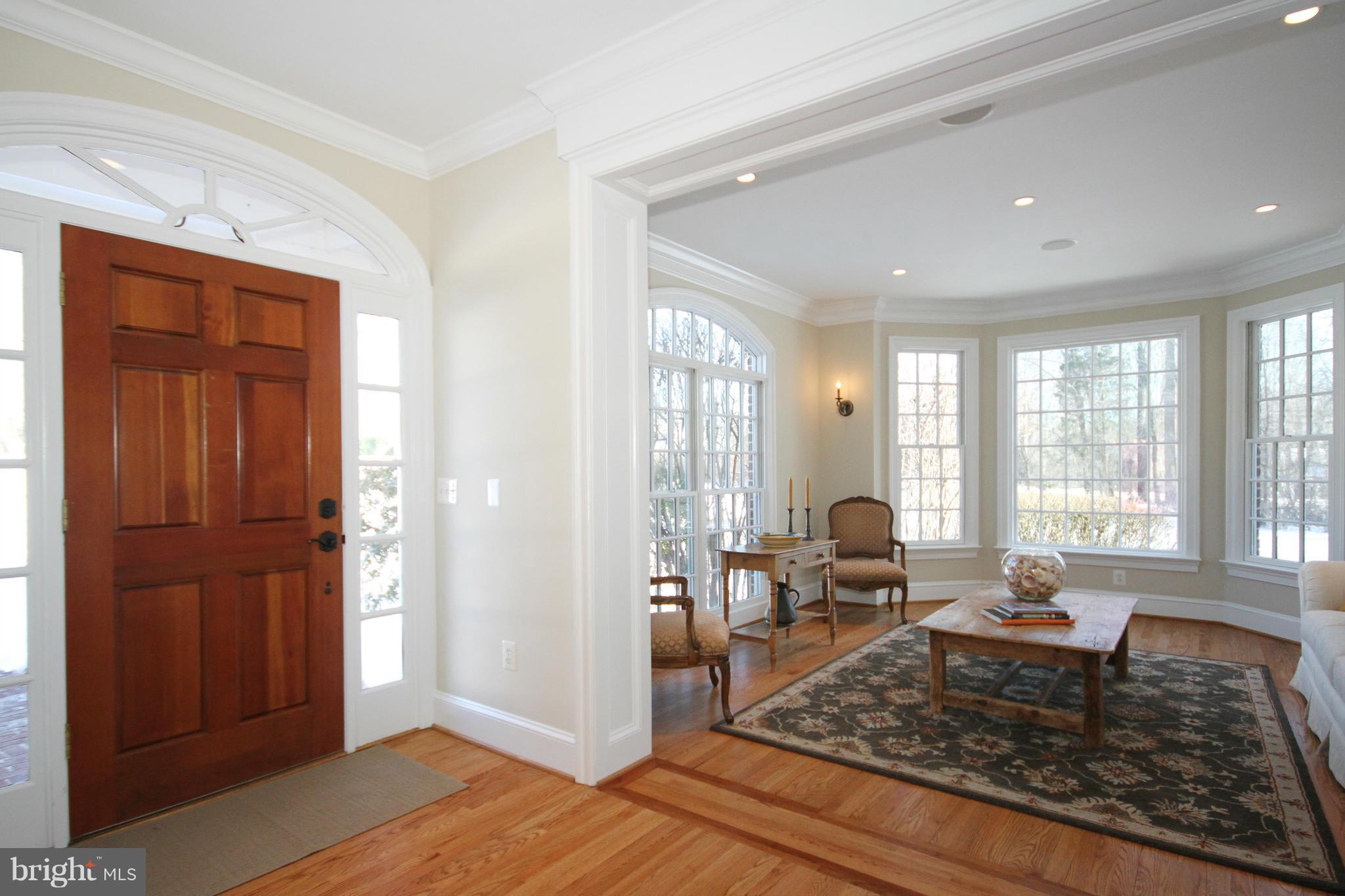 908 Challedon Road Great Falls, VA 22066 - Photo 5 of 30 foyer