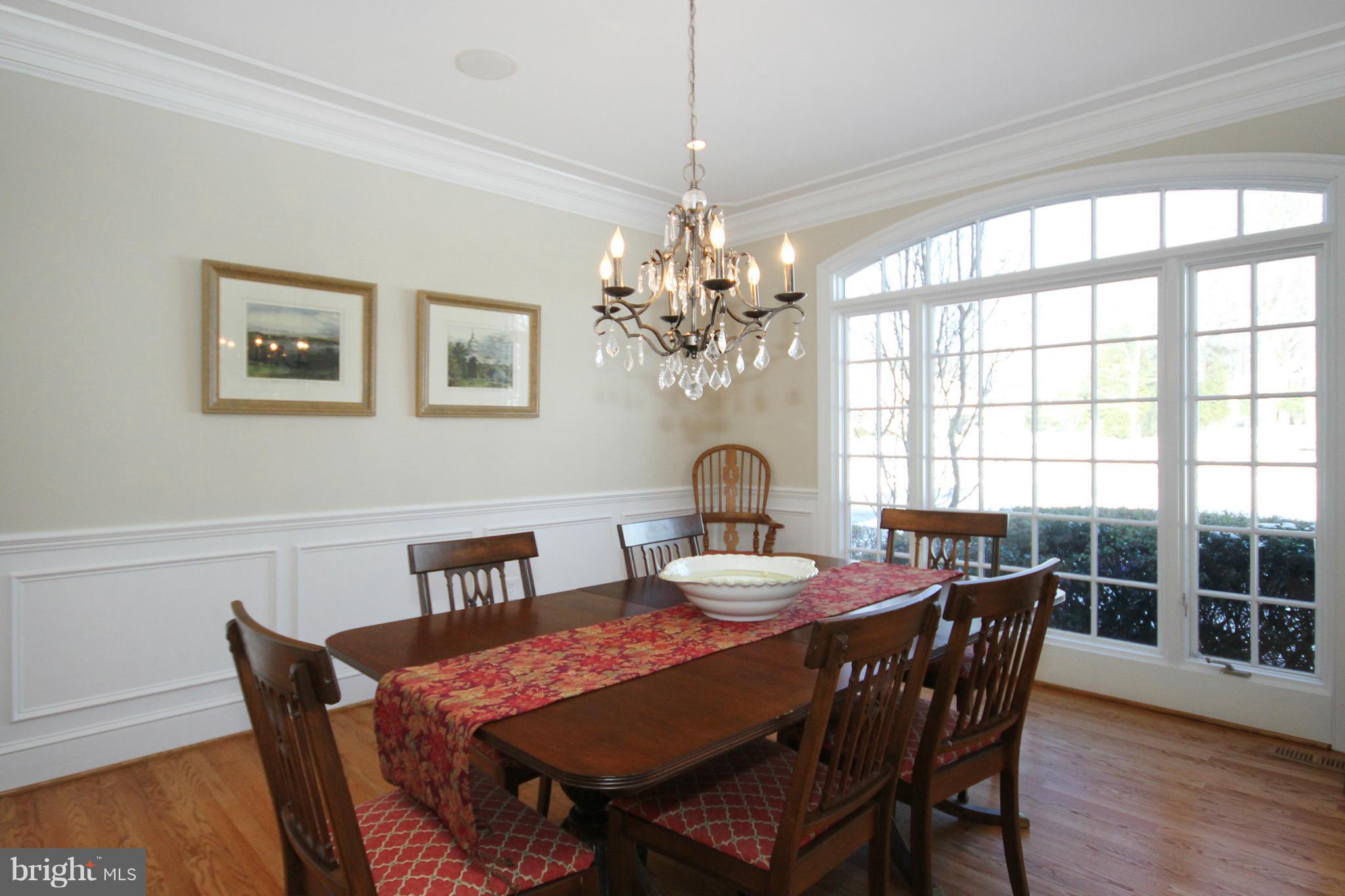 908 Challedon Road Great Falls, VA 22066 - Photo 7 of 30 Dining Room