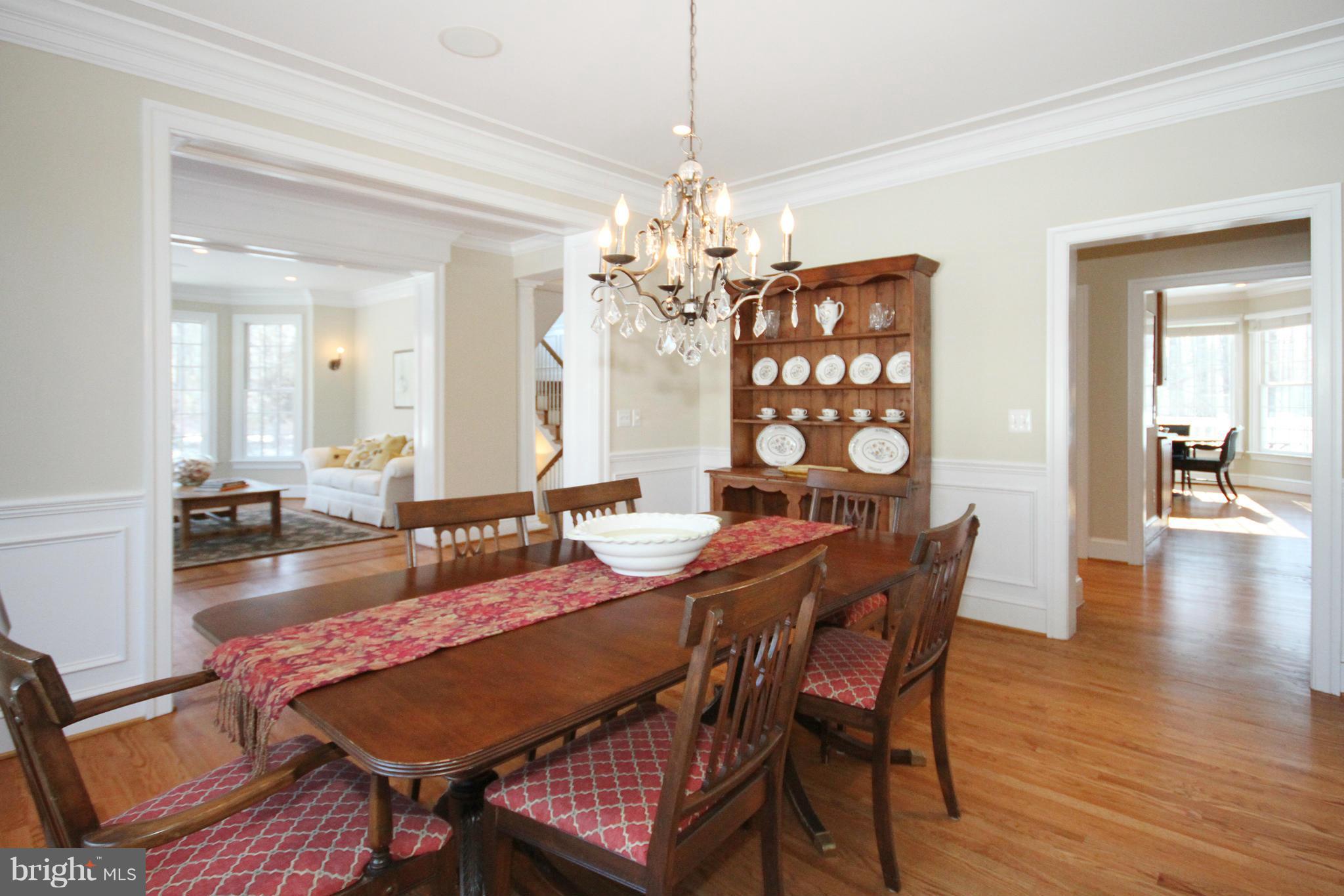 908 Challedon Road Great Falls, VA 22066 - Photo 8 of 30 Dining Room