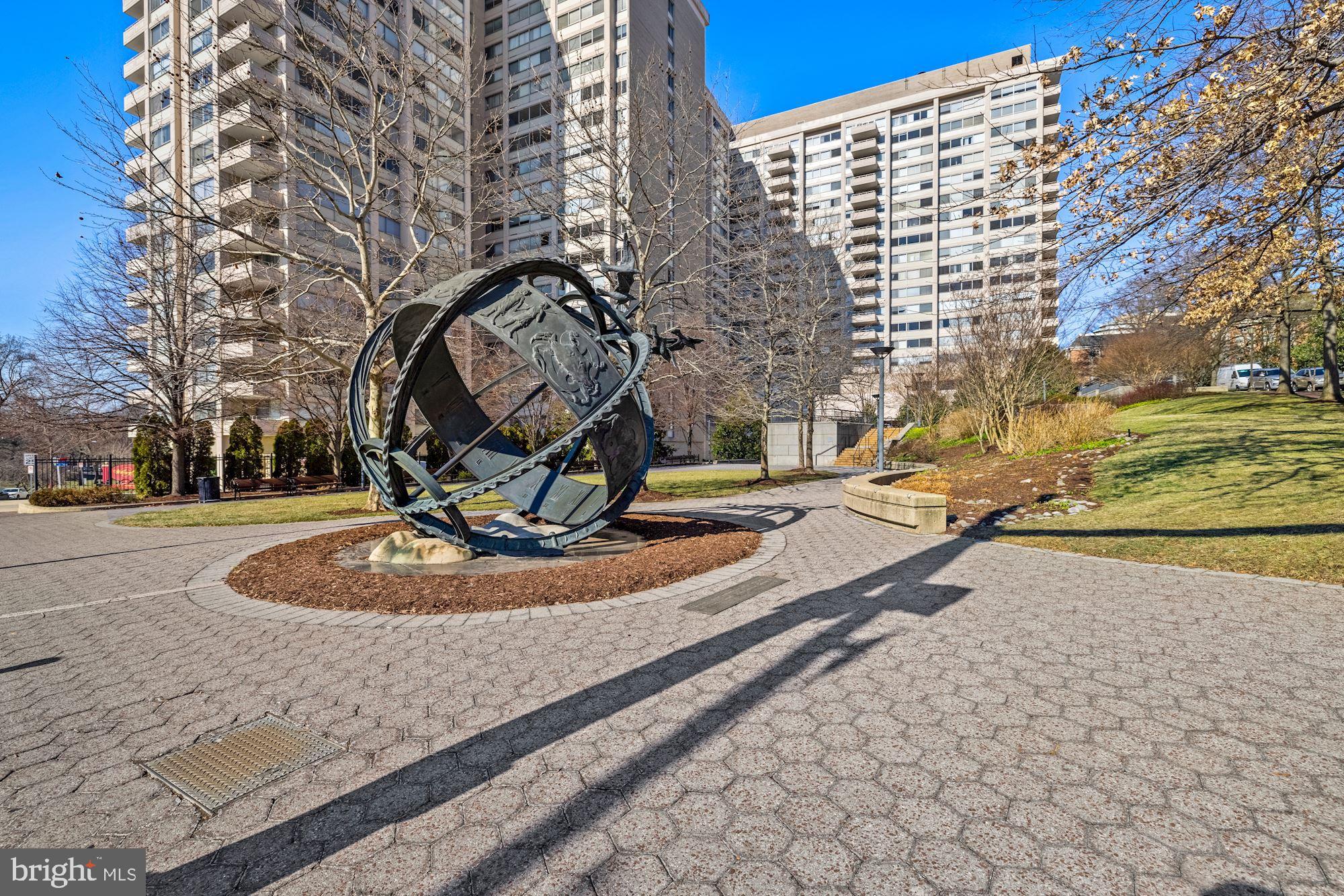 5500 Friendship Boulevard, Unit 925N Chevy Chase, MD 20815 - Photo 2 of 26 Building Promenade