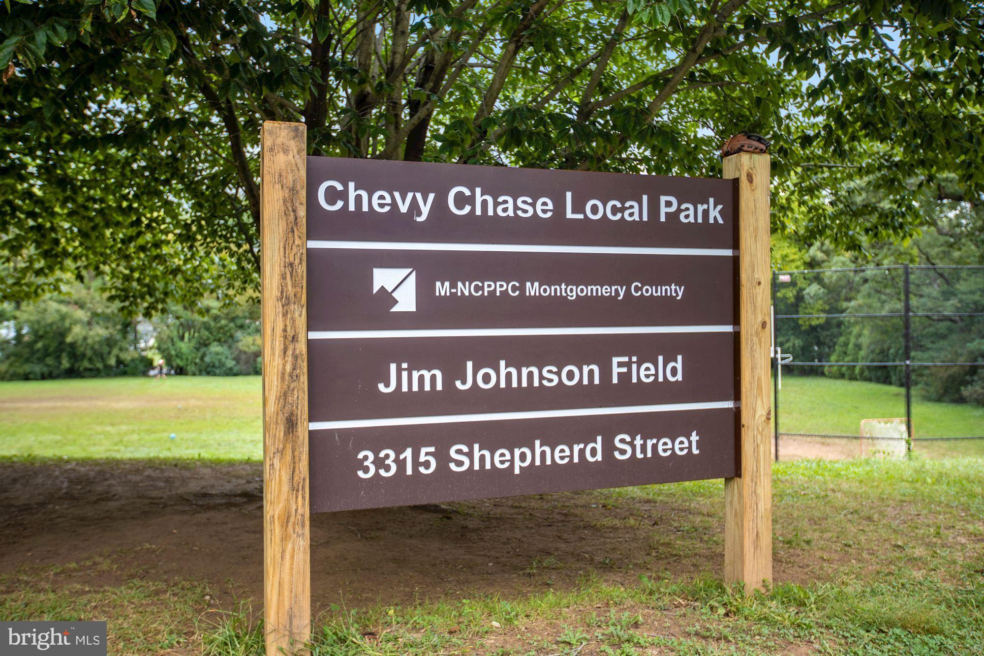 5500 Friendship Boulevard, Unit 925N Chevy Chase, MD 20815 - Photo 26 of 26 Nearby Chevy Chase Park