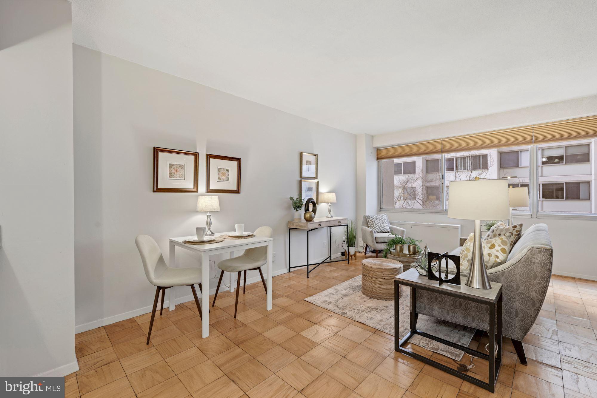 5500 Friendship Boulevard, Unit 925N Chevy Chase, MD 20815 - Photo 7 of 26 Living | Dining Area