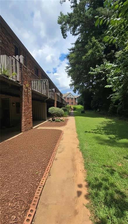 3095 Colonial Way, Unit K Atlanta, GA 30341 - Photo 2 of 13