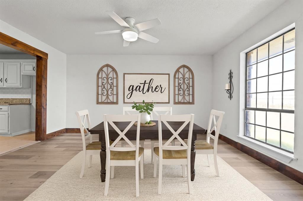 150 Sandlin Court Springtown, TX 76082 - Photo 13 of 39 Virtually staged, design inspiration