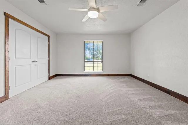 $597,500 | 150 Sandlin Court, Springtown, TX 76082