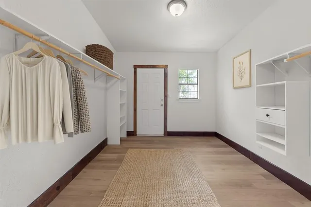 $597,500 | 150 Sandlin Court, Springtown, TX 76082