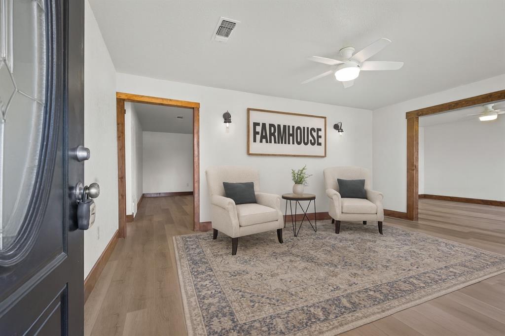 150 Sandlin Court Springtown, TX 76082 - Photo 9 of 39 Virtually staged, design inspiration