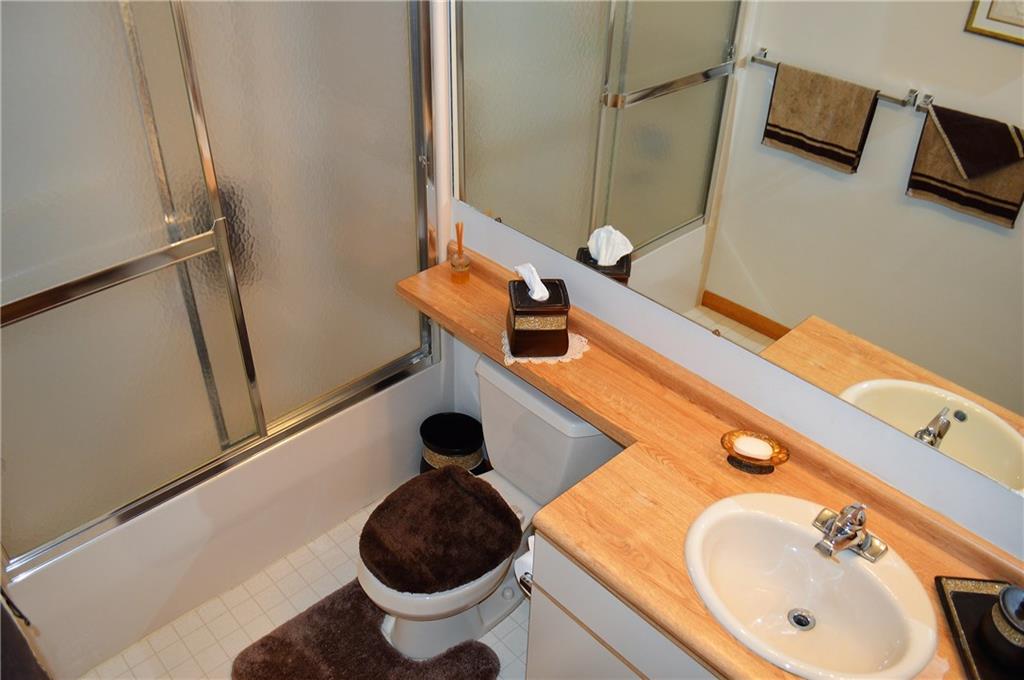 144 Field Club Drive East McKees Rocks, PA 15136 - Photo 22 of 25 Gallery Image 22