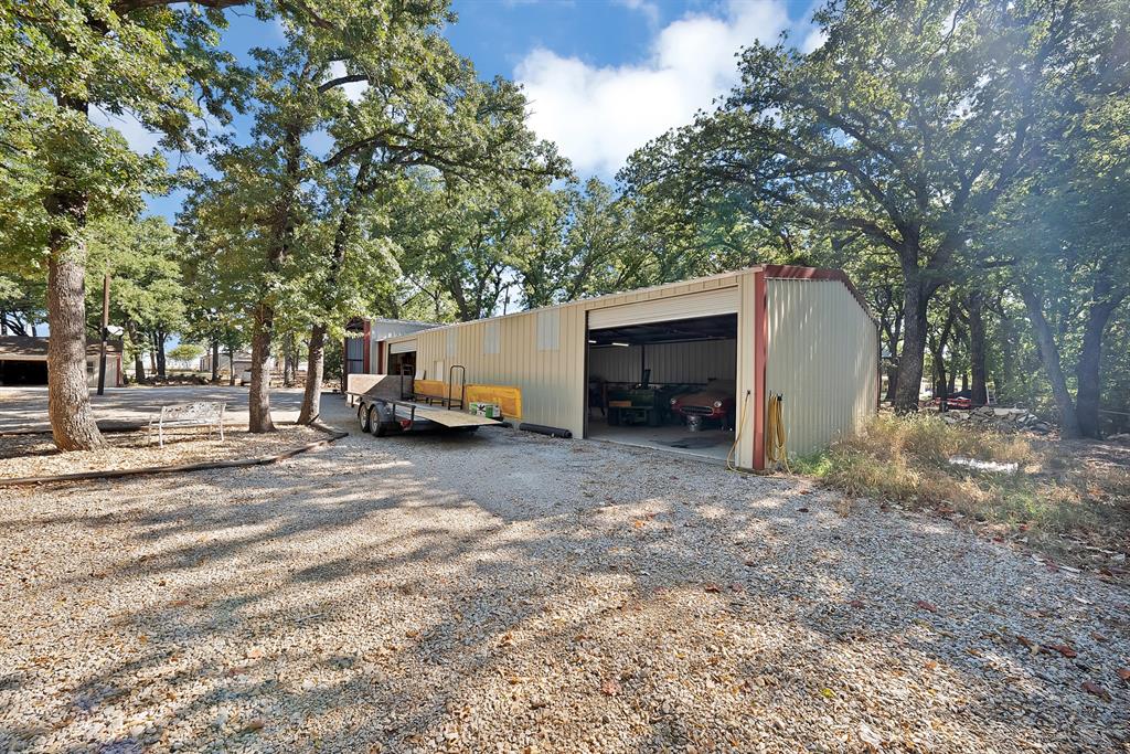 725 Greenwood Cut Off Road Weatherford, TX 76088 - Photo 35 of 40 Gallery Image 35