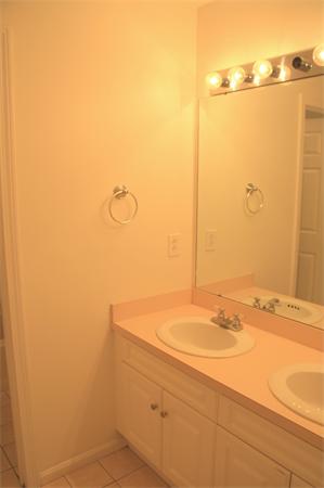 148 Stearns Road Marlborough, MA 01752 - Photo 19 of 21 Gallery Image 19
