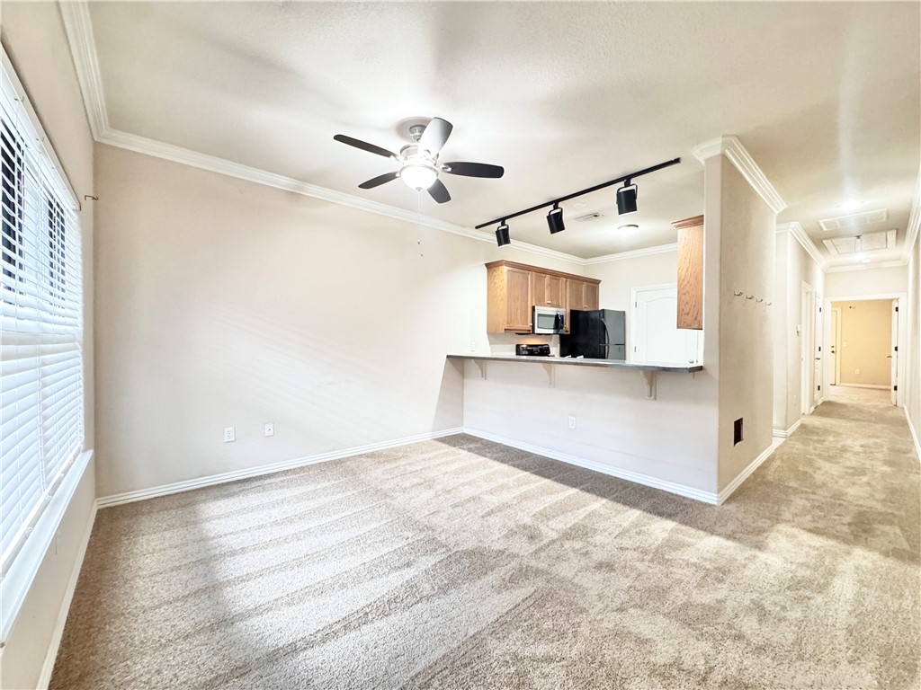 2131 North Crossover Road, Unit 202 Fayetteville, AR 72703 - Photo 2 of 13 Gallery Image 2