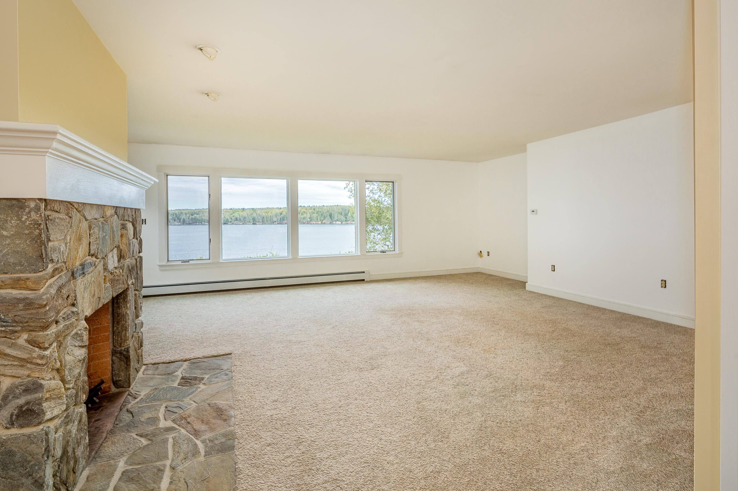 38 Soper Road Owls Head, ME 04854 - Photo 9 of 31 38Soper_09_S_print
