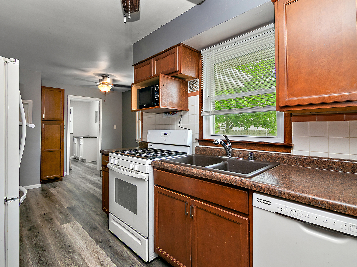 482 South Rivard Street Bourbonnais, IL 60914 - Photo 4 of 17