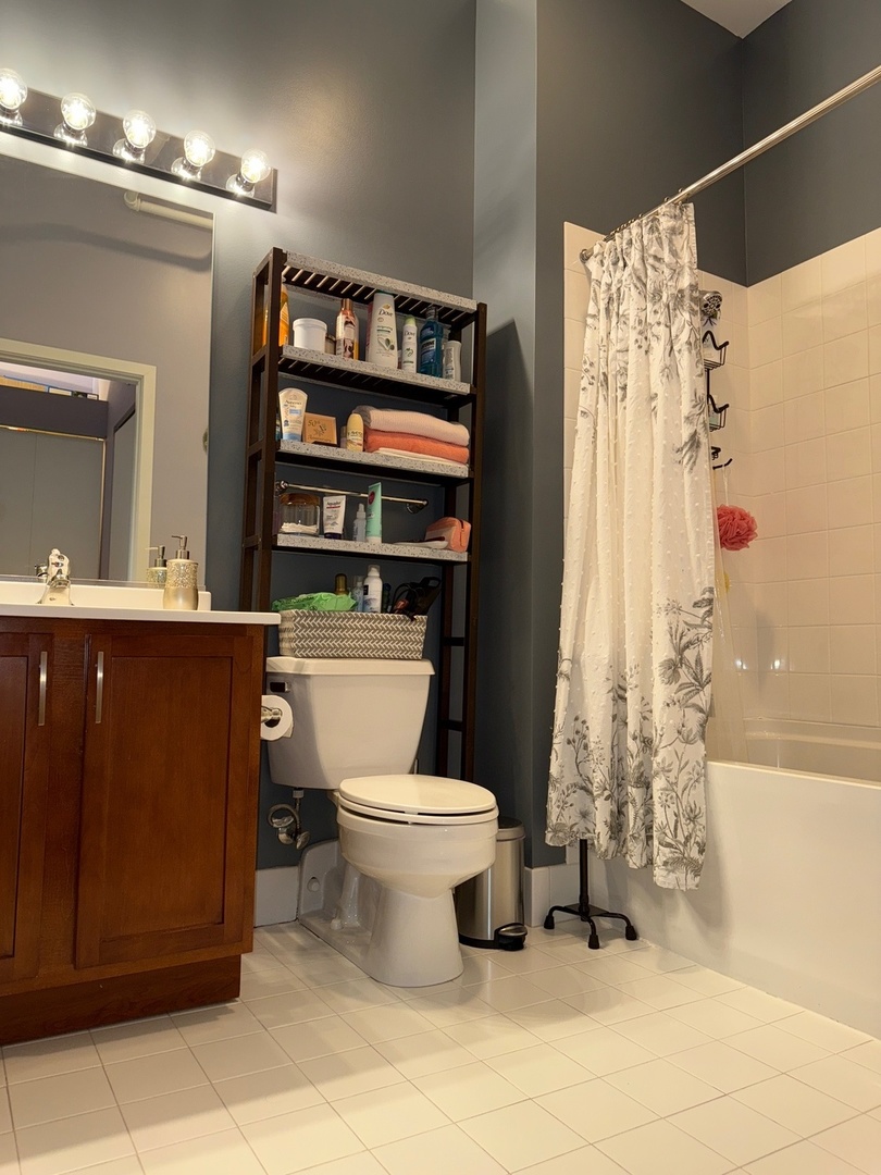 2323 West Pershing Road, Unit 409 Chicago, IL 60609 - Photo 27 of 31 Gallery Image 27