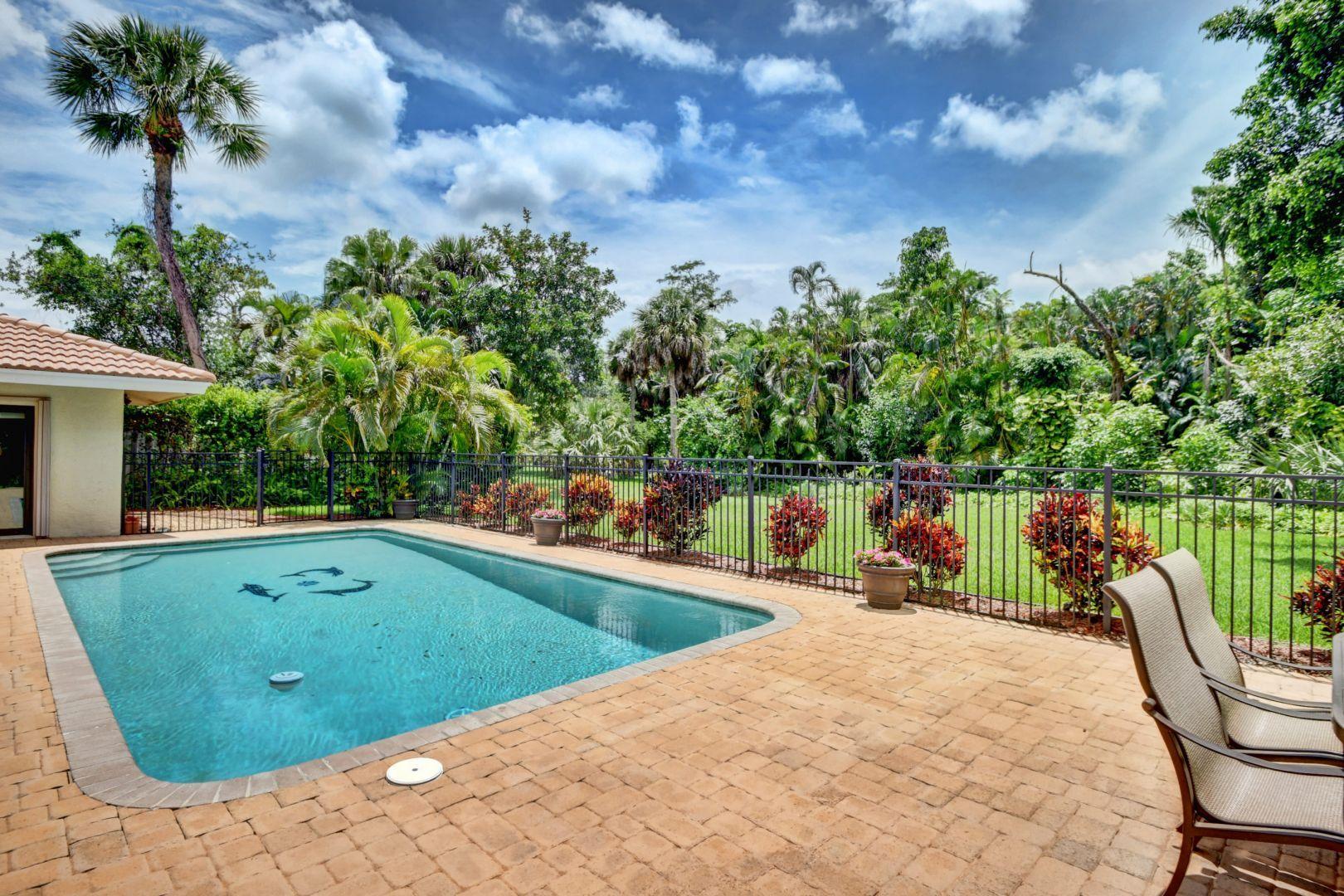 6644 Serena Lane Boca Raton, FL 33433 - Photo 29 of 33 Patio