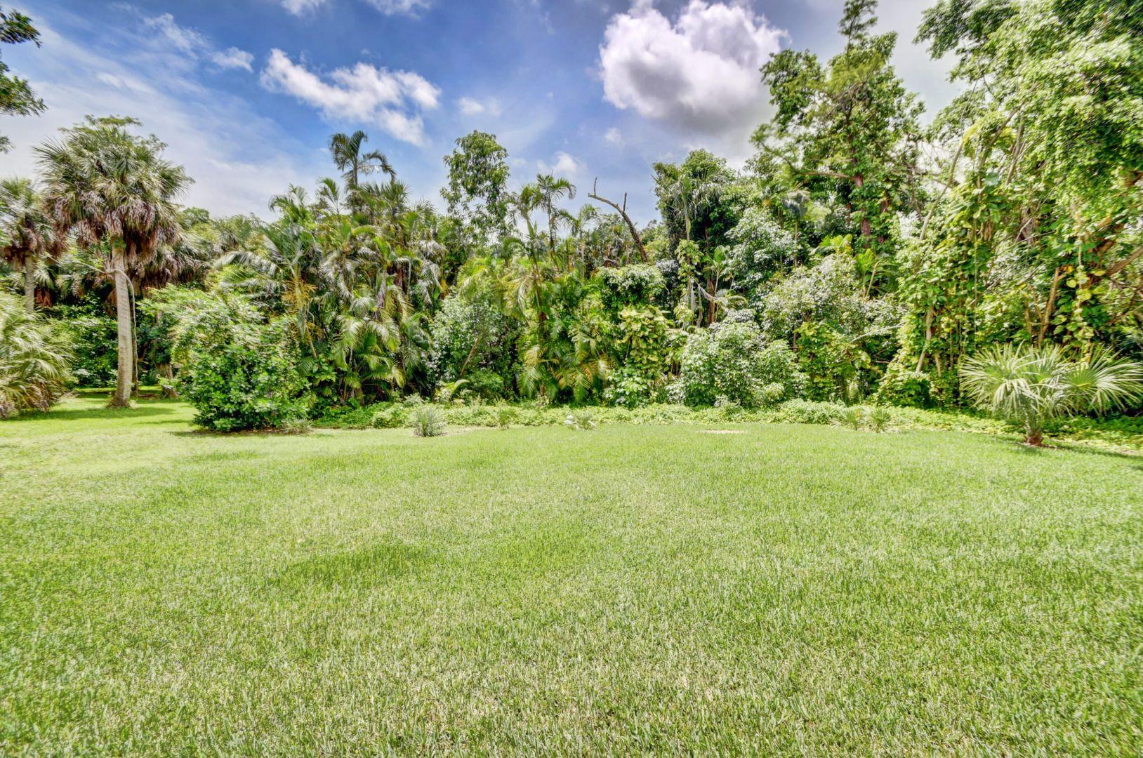 6644 Serena Lane Boca Raton, FL 33433 - Photo 31 of 33 Backyard
