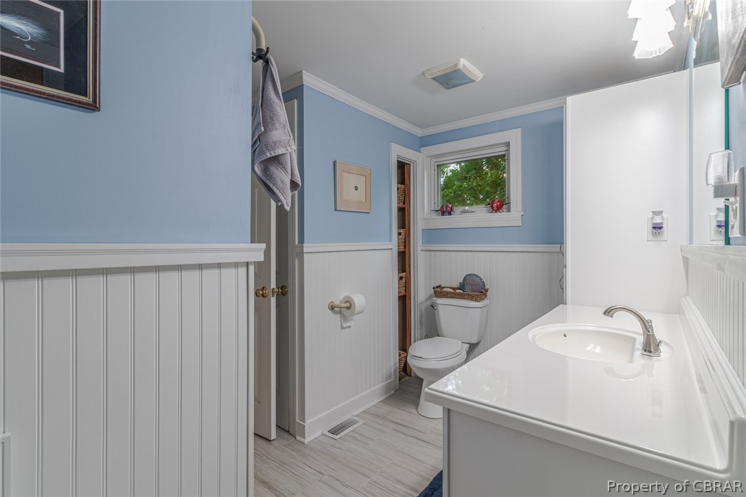 263 Whiting Cove Road Locust Hill, VA 23092 - Photo 16 of 41 Gallery Image 16