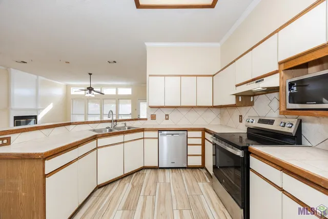 $1,750 | 13442 South Fairview Avenue, Baton Rouge, LA 70816