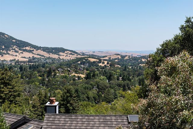 $1,399,000 | 50 Palomino Circle, Novato, CA 94947