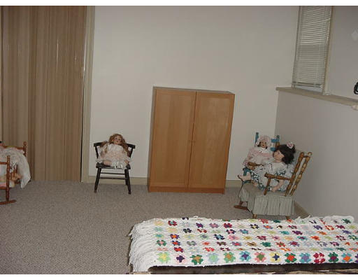 21 Simonds Hill Road Hubbardston, MA 01452 - Photo 6 of 8 a bedroom with a bed and teddy bear on table