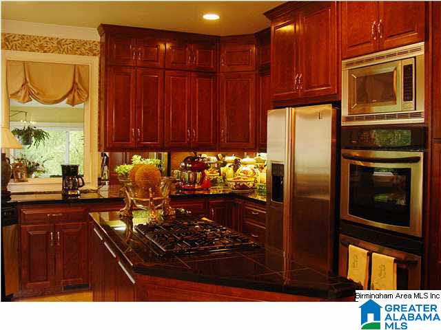 516 Hillyer High Road Anniston, AL 36207 - Photo 2 of 30