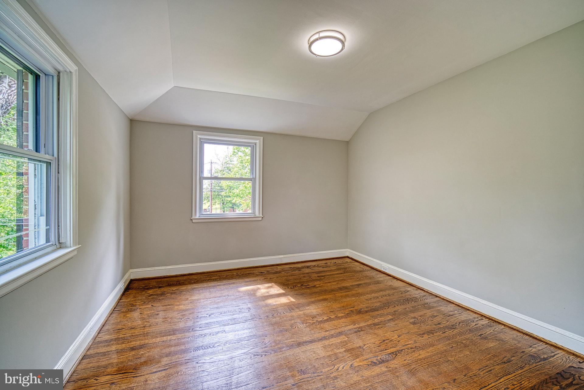 4230 Kelway Road Baltimore, MD 21218 - Photo 17 of 27 Gallery Image 17