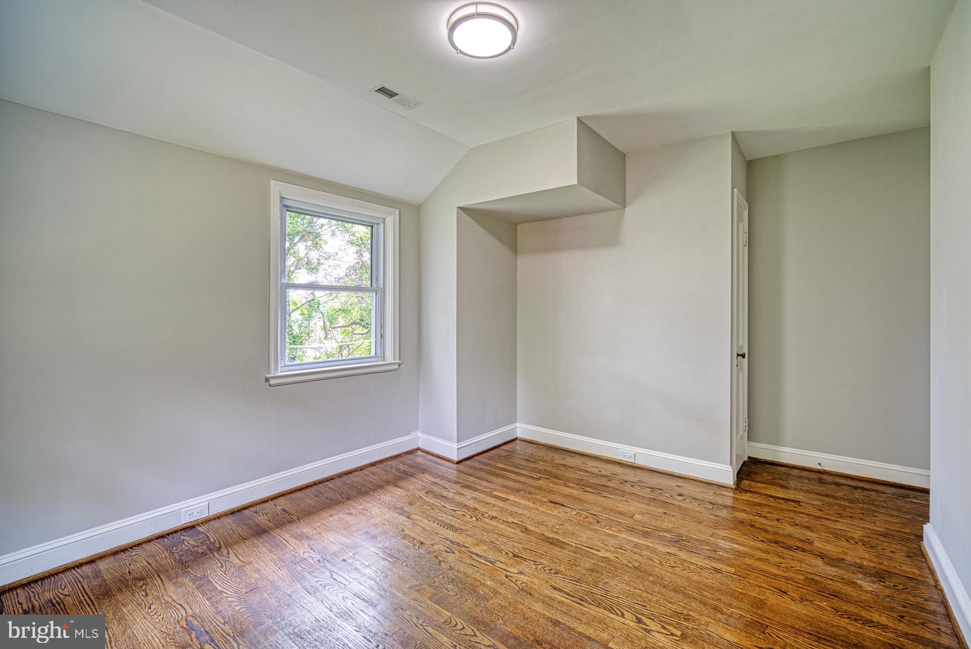 4230 Kelway Road Baltimore, MD 21218 - Photo 18 of 27 Gallery Image 18