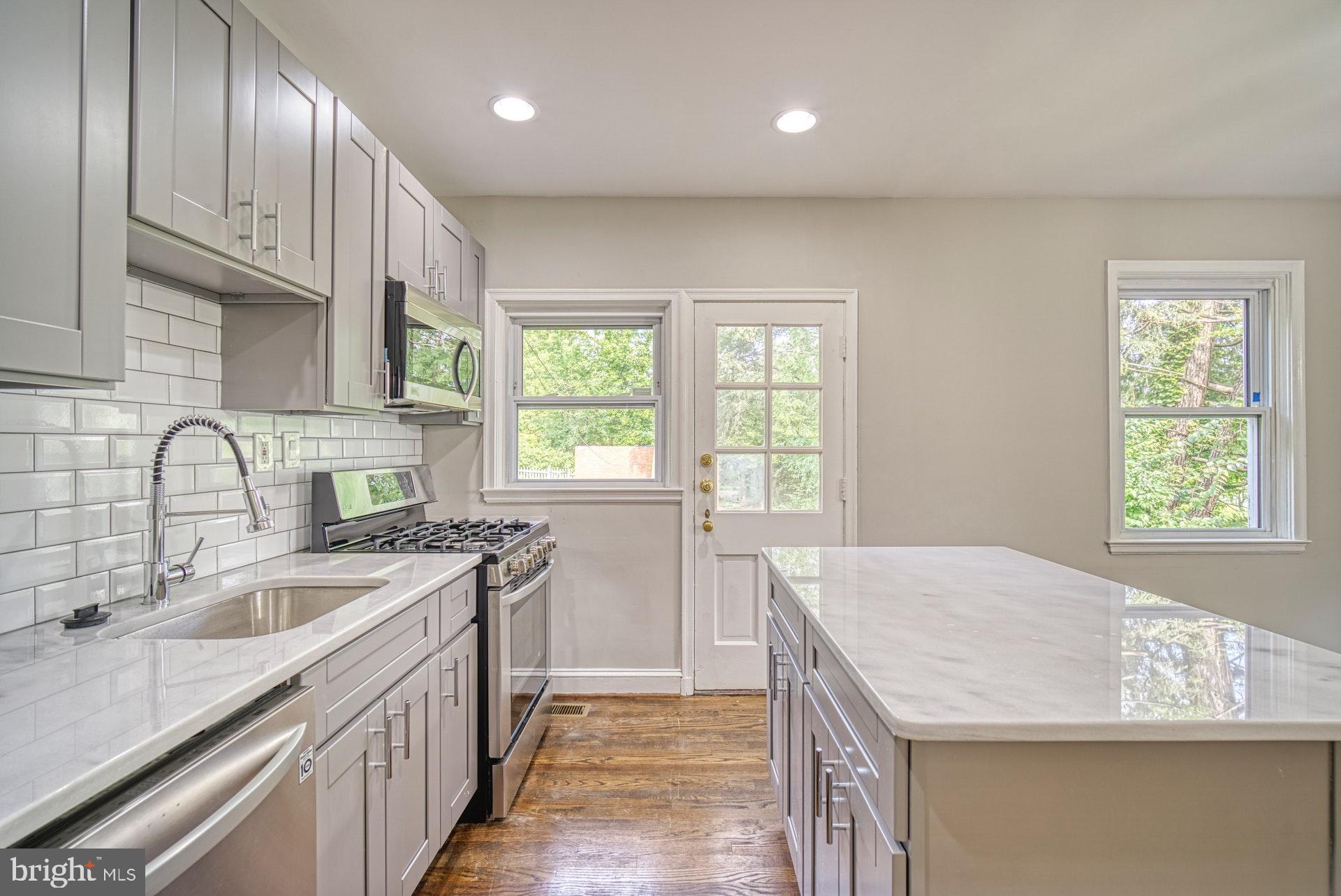 4230 Kelway Road Baltimore, MD 21218 - Photo 3 of 27 Gallery Image 3