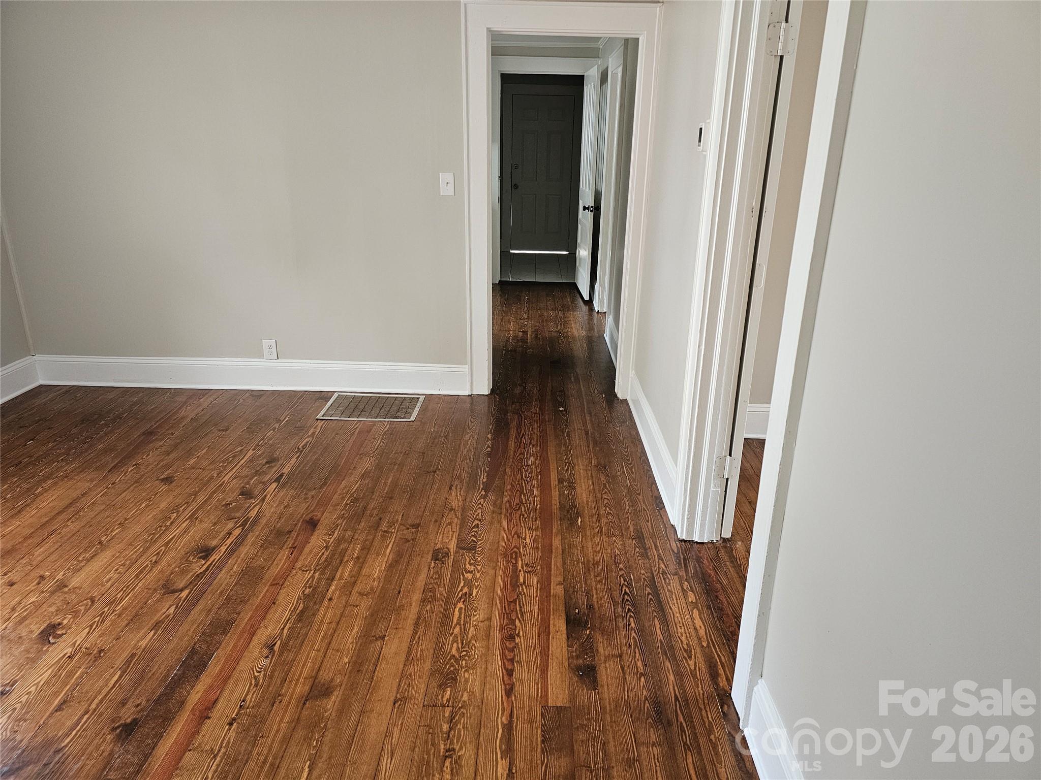 515 26th Street Southwest Hickory, NC 28602 - Photo 14 of 21