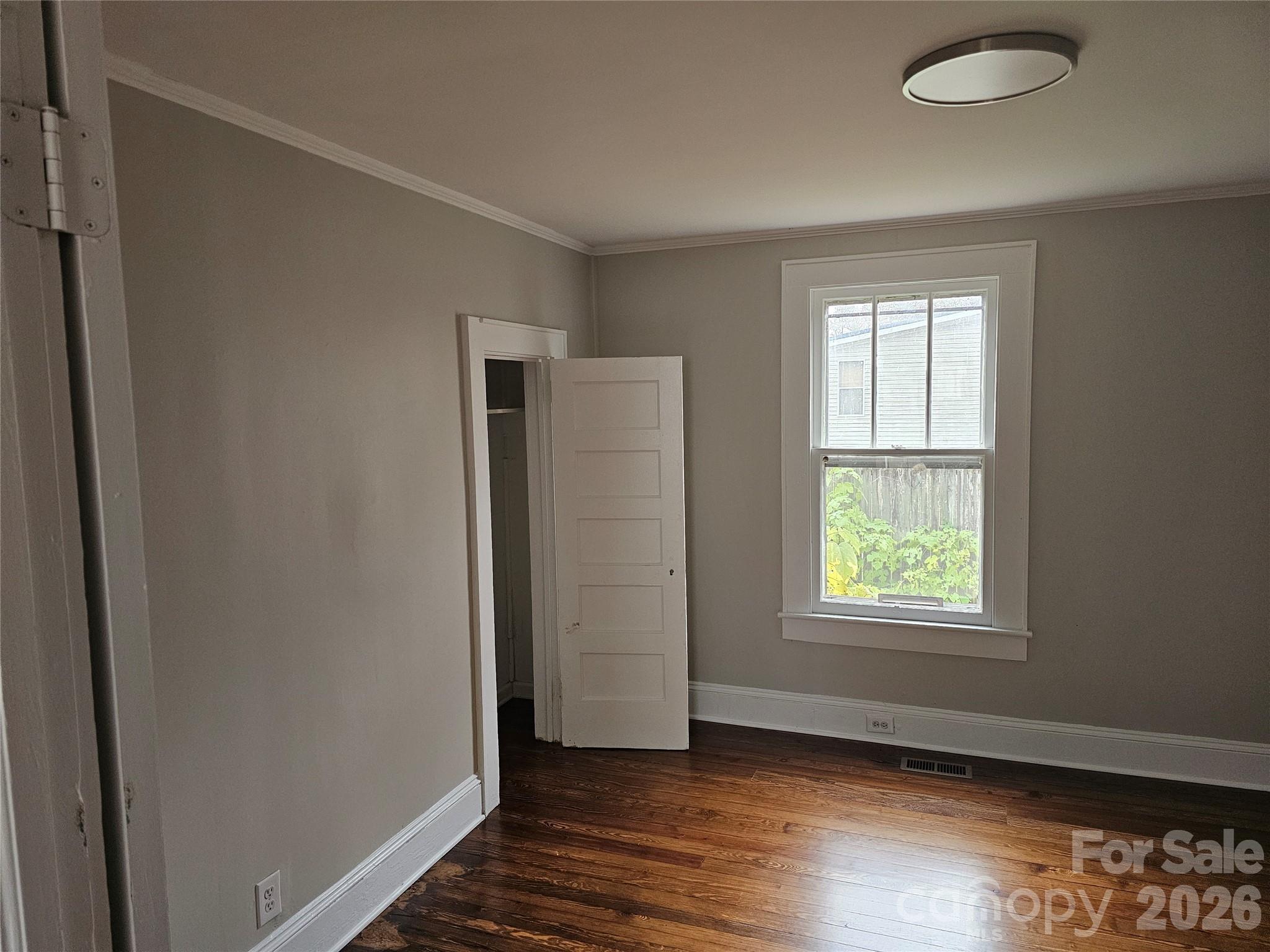 515 26th Street Southwest Hickory, NC 28602 - Photo 17 of 21